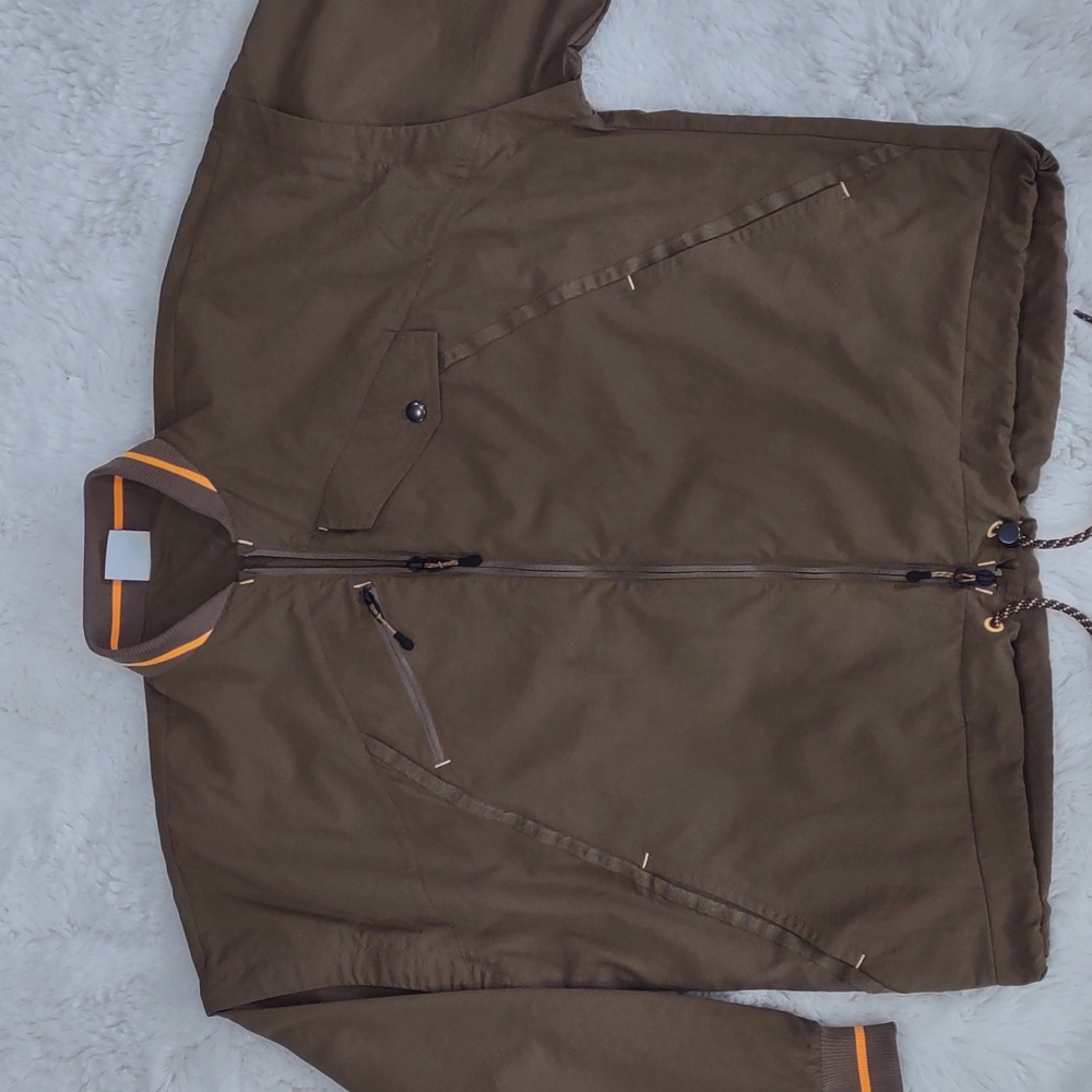 GYMSHARK JACKET. - Picture 5 of 17